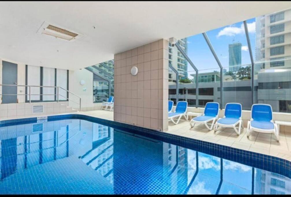 Fabulous Sea Views In The Heart Of Surfers Leilighet Gold Coast Eksteriør bilde